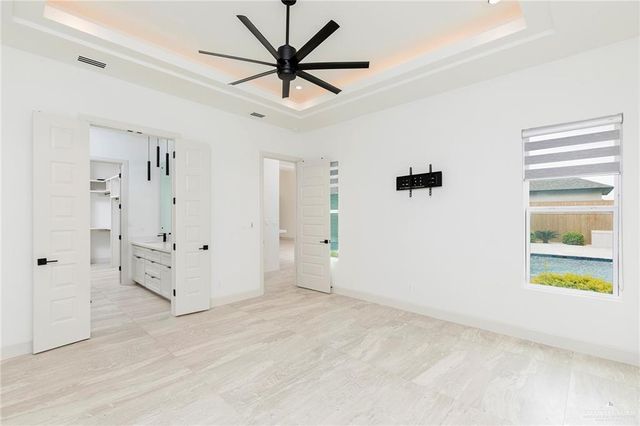 9809 N 24th Street, Mcallen, TX 78504