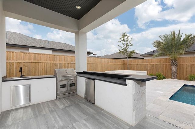 9809 N 24th Street, Mcallen, TX 78504