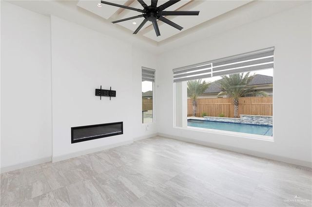 9809 N 24th Street, Mcallen, TX 78504