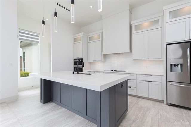 9809 N 24th Street, Mcallen, TX 78504