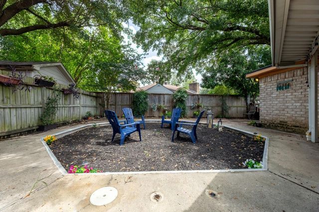 6714 Canyon Way Drive, Houston, TX 77086