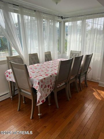 317 Roosevelt Avenue, Oakhurst, NJ 07755