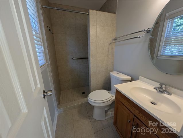 3331 Donovan Place, Charlotte, NC 28215