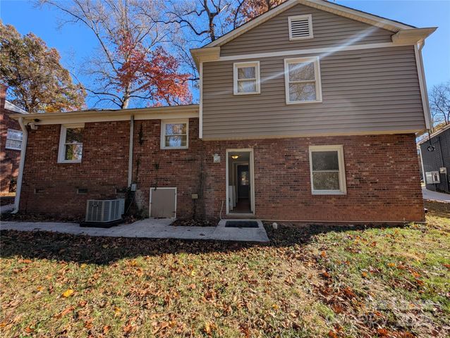 3331 Donovan Place, Charlotte, NC 28215