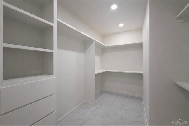 901 La Laguna Road, Mission, TX 78572