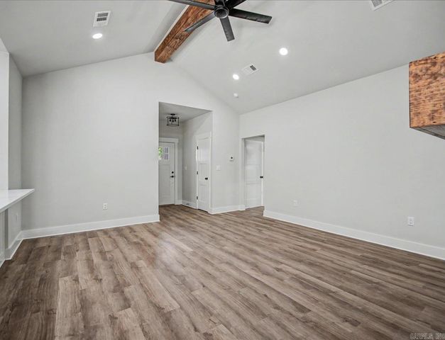 111 Glock Lane, Hot Springs, AR 71913