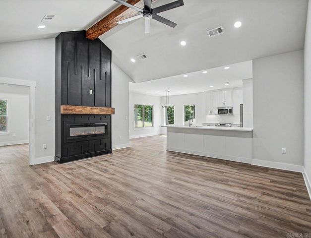 111 Glock Lane, Hot Springs, AR 71913