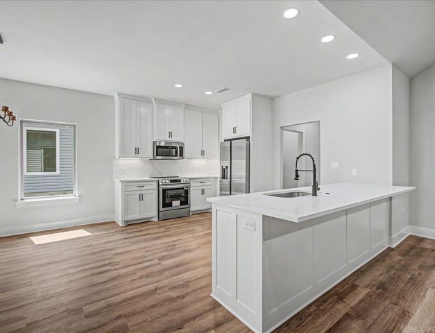 111 Glock Lane, Hot Springs, AR 71913