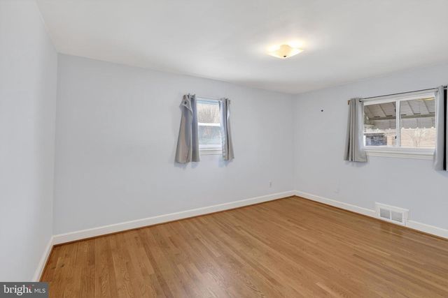 6001 DINWIDDIE ST, Springfield, VA 22150