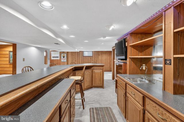 6001 DINWIDDIE ST, Springfield, VA 22150