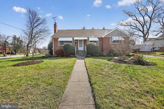 6001 DINWIDDIE ST, Springfield, VA 22150