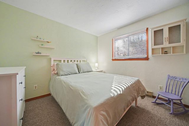 17640 Shake Ridge Rd, Sutter Creek, CA 95685