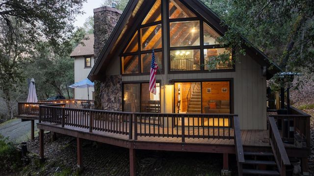 17640 Shake Ridge Rd, Sutter Creek, CA 95685