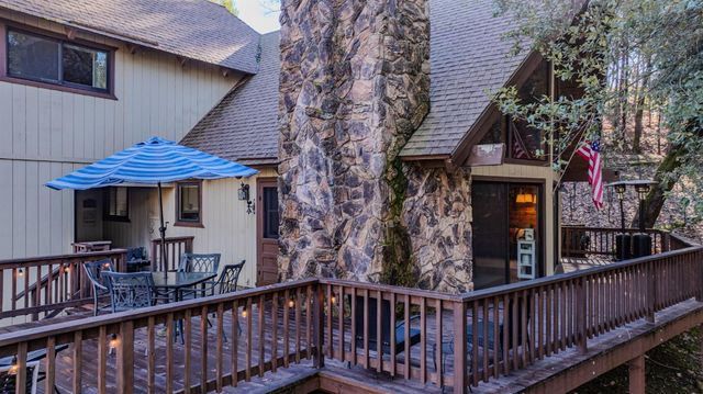 17640 Shake Ridge Rd, Sutter Creek, CA 95685