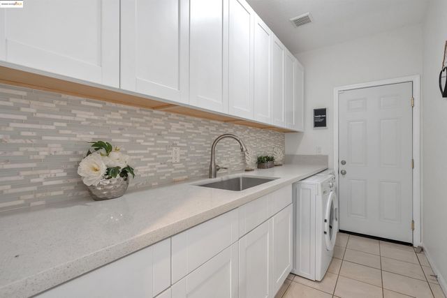 166 Rangewood Dr, Pittsburg, CA 94565