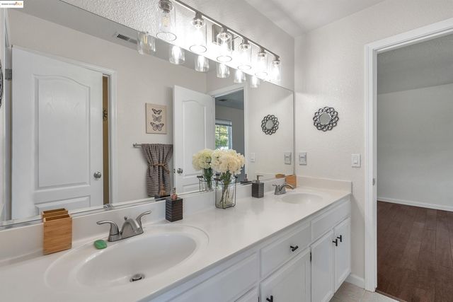 166 Rangewood Dr, Pittsburg, CA 94565