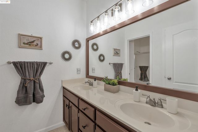 166 Rangewood Dr, Pittsburg, CA 94565