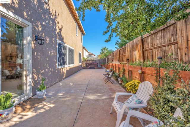 166 Rangewood Dr, Pittsburg, CA 94565