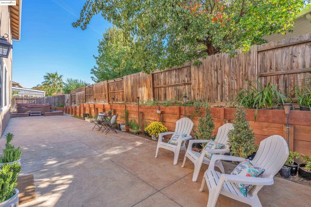 166 Rangewood Dr, Pittsburg, CA 94565