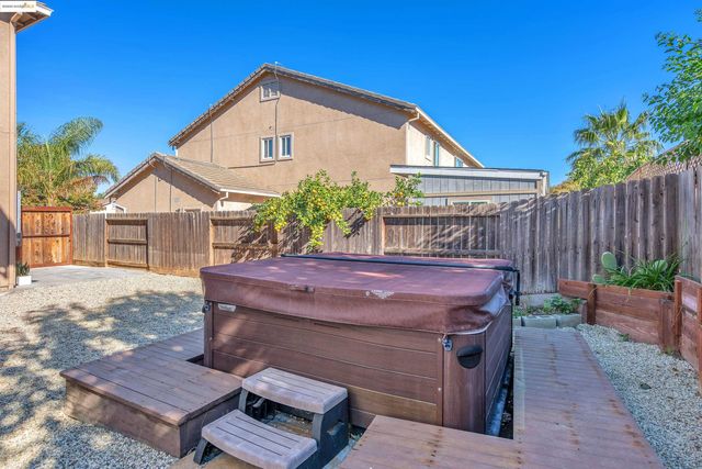 166 Rangewood Dr, Pittsburg, CA 94565