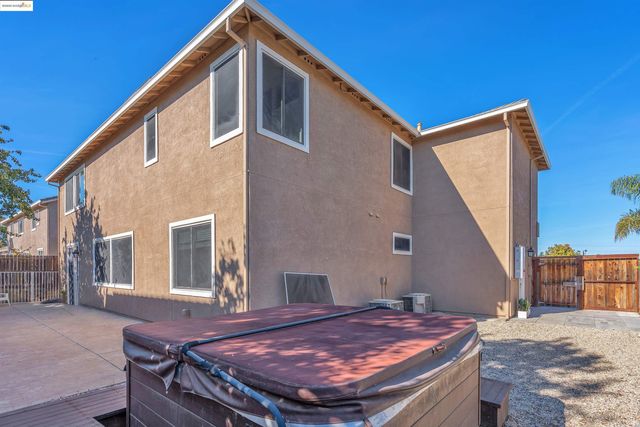 166 Rangewood Dr, Pittsburg, CA 94565