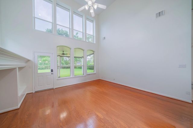 1415 Sue Barnett Drive, Houston, TX 77018