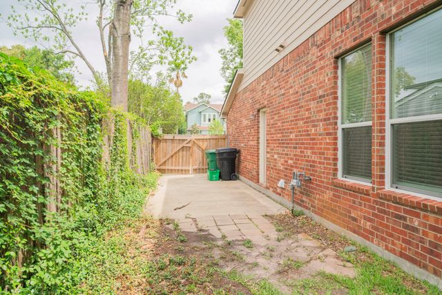 1415 Sue Barnett Drive, Houston, TX 77018