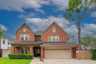 1415 Sue Barnett Drive, Houston, TX 77018