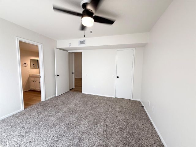1860 White Oak Drive 376, Houston, TX 77009