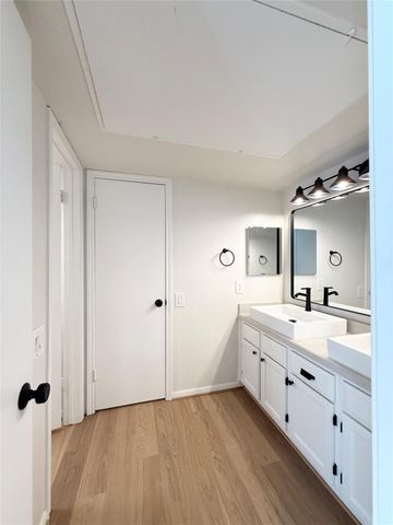 1860 White Oak Drive 376, Houston, TX 77009