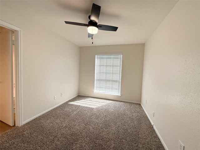 1860 White Oak Drive 376, Houston, TX 77009