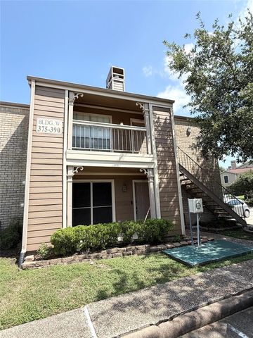 1860 White Oak Drive 376, Houston, TX 77009
