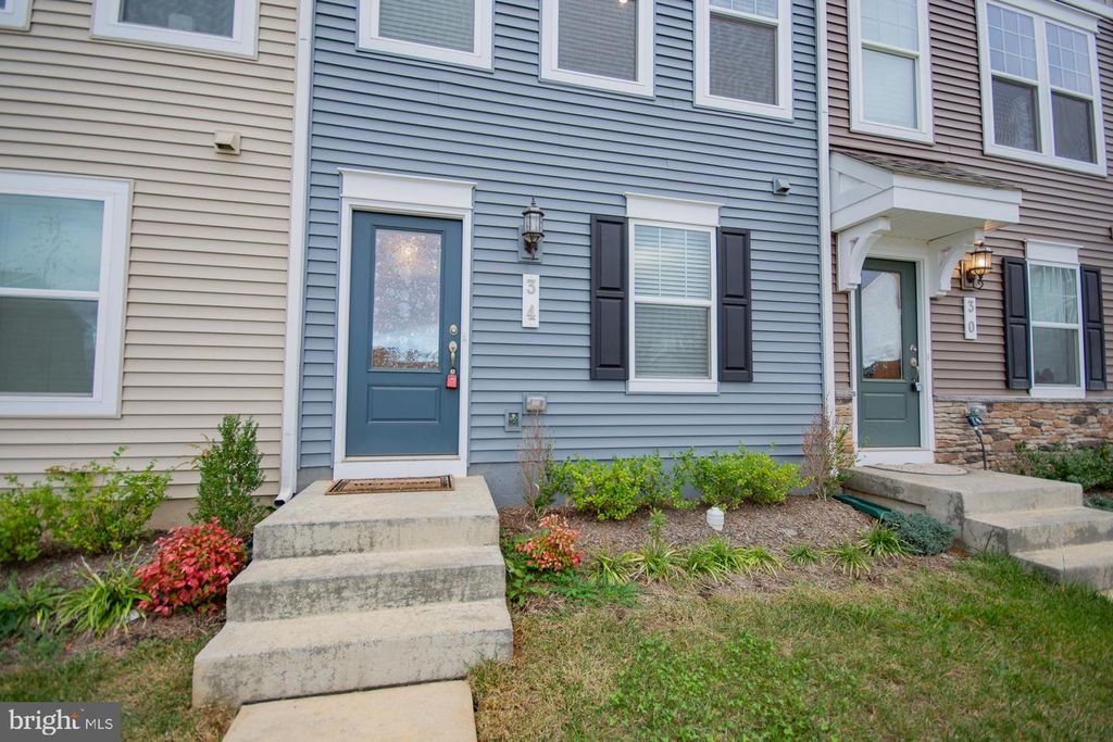 34 COOLIDGE AVE, Ranson, WV 25438
