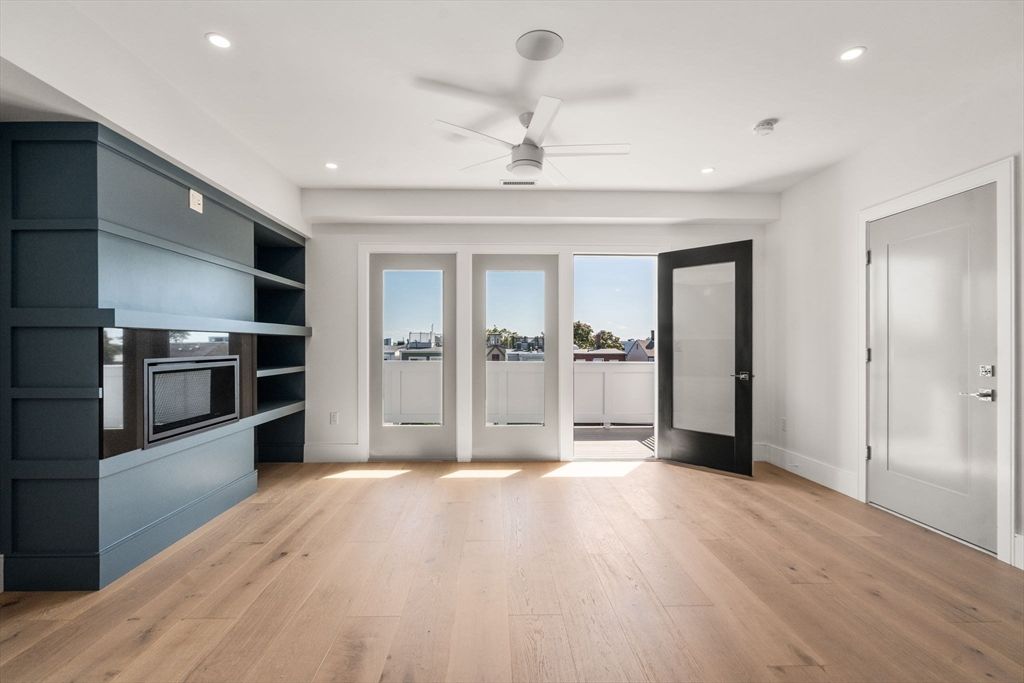 527 East 7th Street 5, Boston, MA 02127