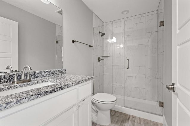 1319 W Gandy Street, Denison, TX 75020