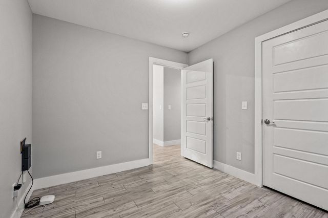 1319 W Gandy Street, Denison, TX 75020