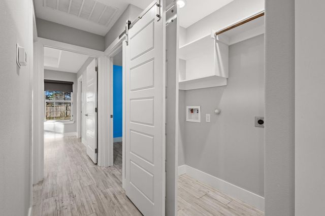 1319 W Gandy Street, Denison, TX 75020