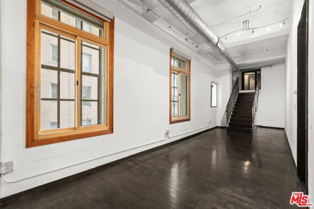 1645 Vine Street 301, Los Angeles, CA 90028