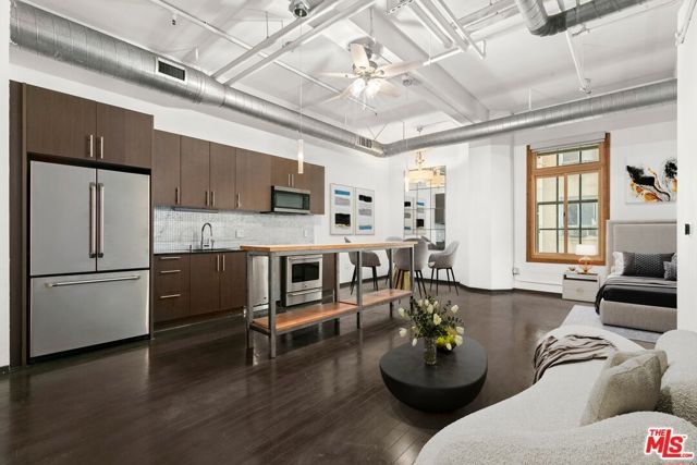 1645 Vine Street 301, Los Angeles, CA 90028
