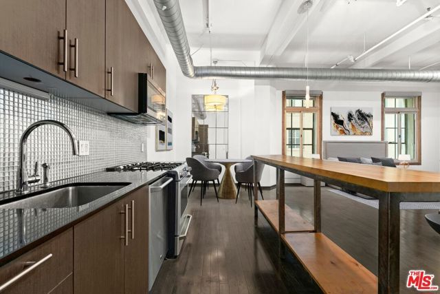 1645 Vine Street 301, Los Angeles, CA 90028