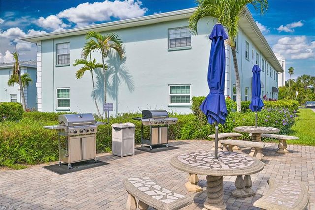 3332 N Key DR 2, North Fort Myers, FL 33903