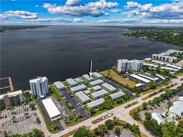 3332 N Key DR 2, North Fort Myers, FL 33903