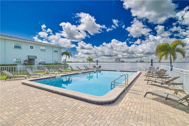 3332 N Key DR 2, North Fort Myers, FL 33903