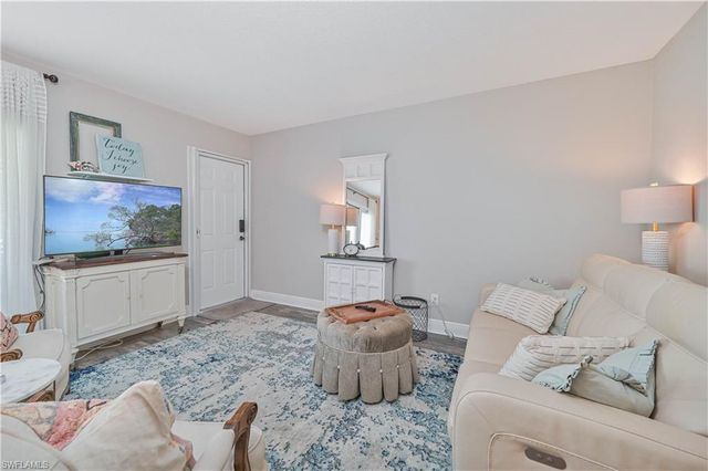 3332 N Key DR 2, North Fort Myers, FL 33903