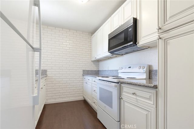1067 S Citron, Anaheim, CA 92805