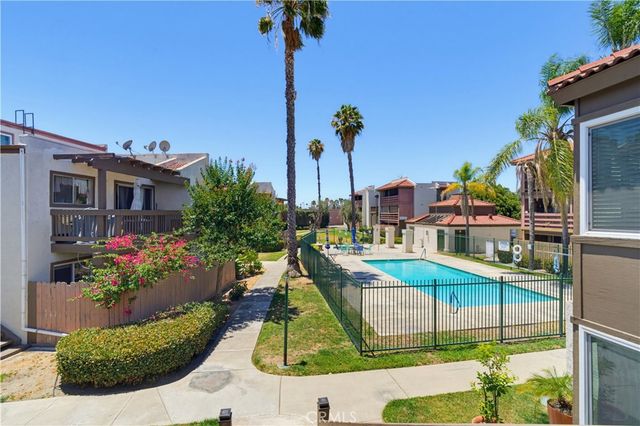 1067 S Citron, Anaheim, CA 92805