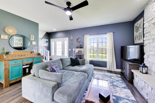 N2392 Mildred STREET, Delavan, WI 53115