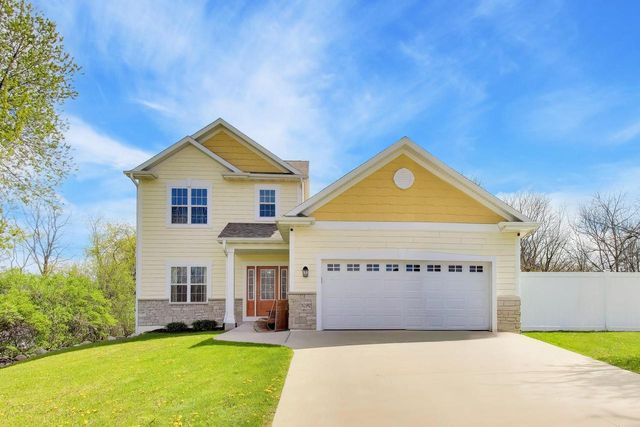 N2392 Mildred STREET, Delavan, WI 53115