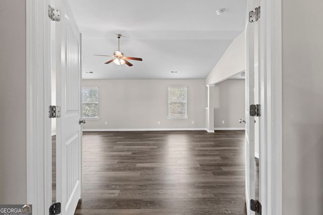 184 Amelia Drive, Byron, GA 31008