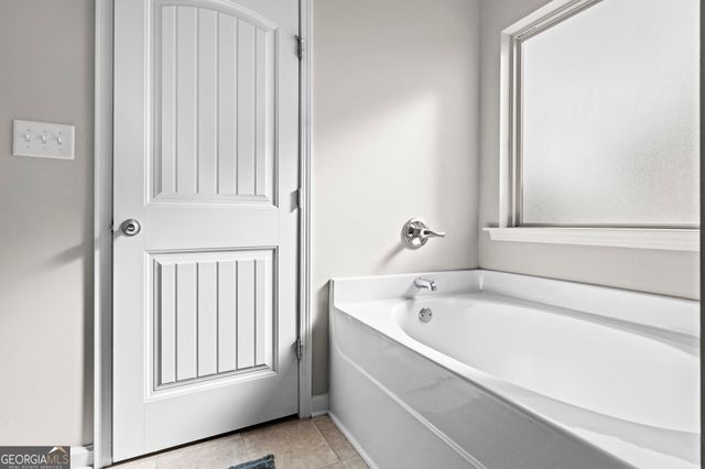 184 Amelia Drive, Byron, GA 31008